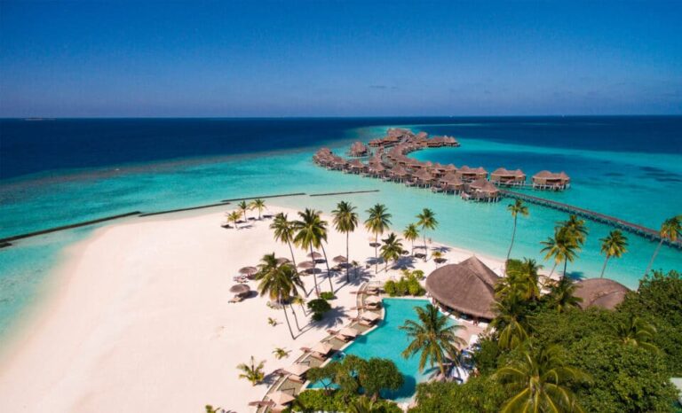 Constance-Halaveli-1-960x582